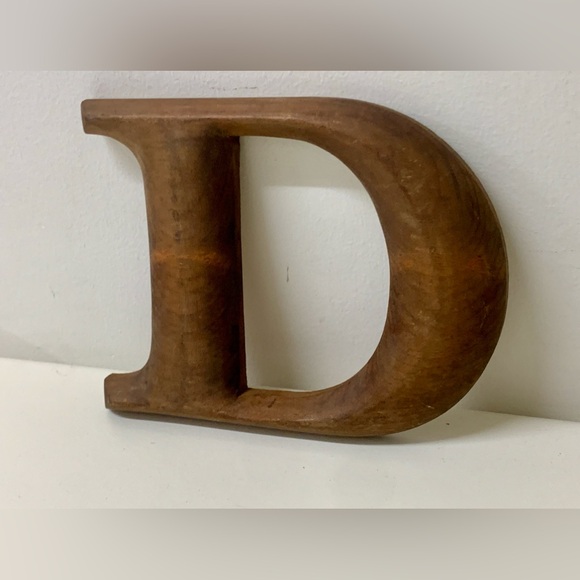 Antique Solid Hardwood Wall Mounting Letter D - Picture 2 of 10